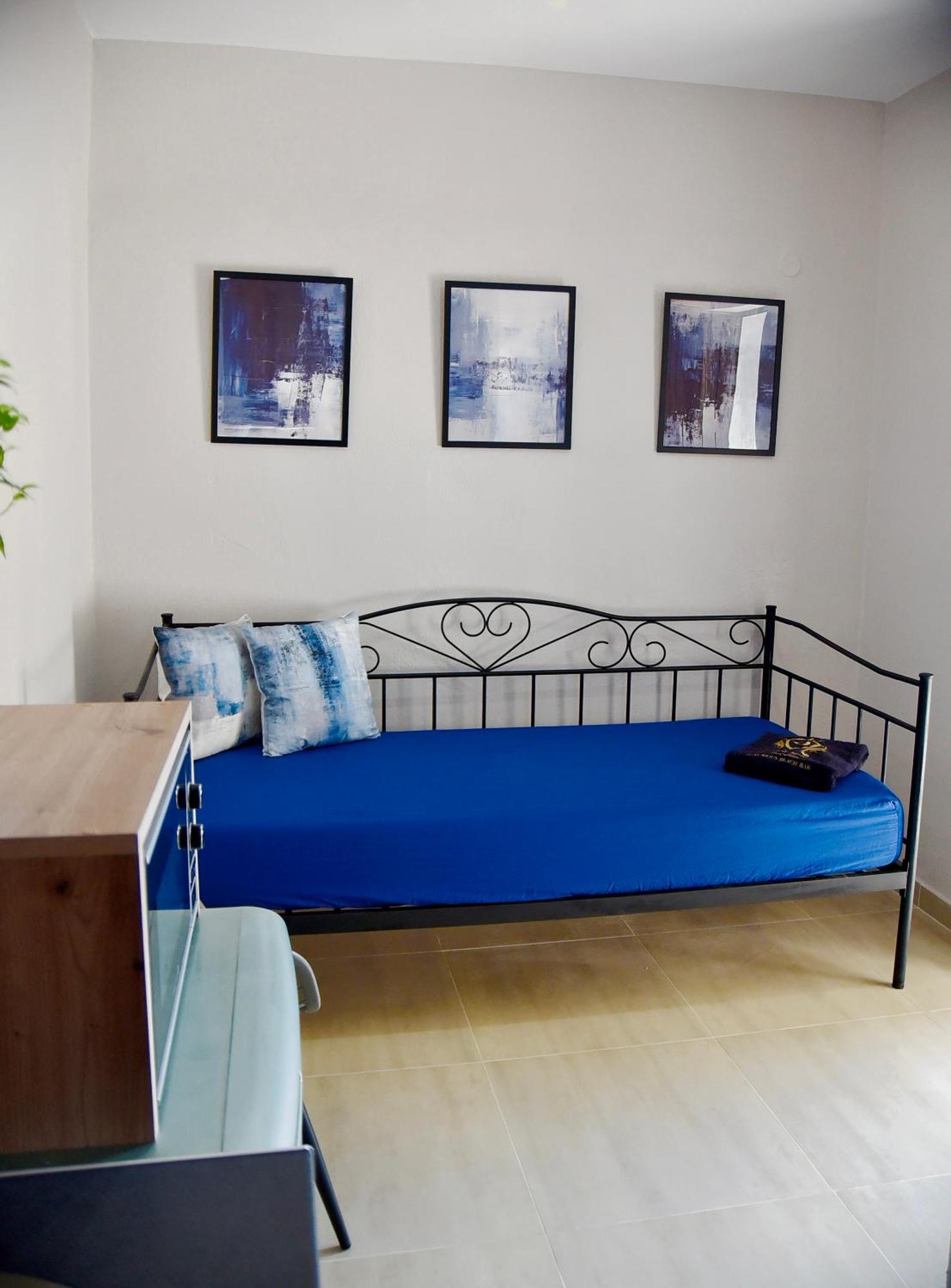 Room Nine 9 Beachfront Apartments Nea Kallikrateia ภายนอก รูปภาพ