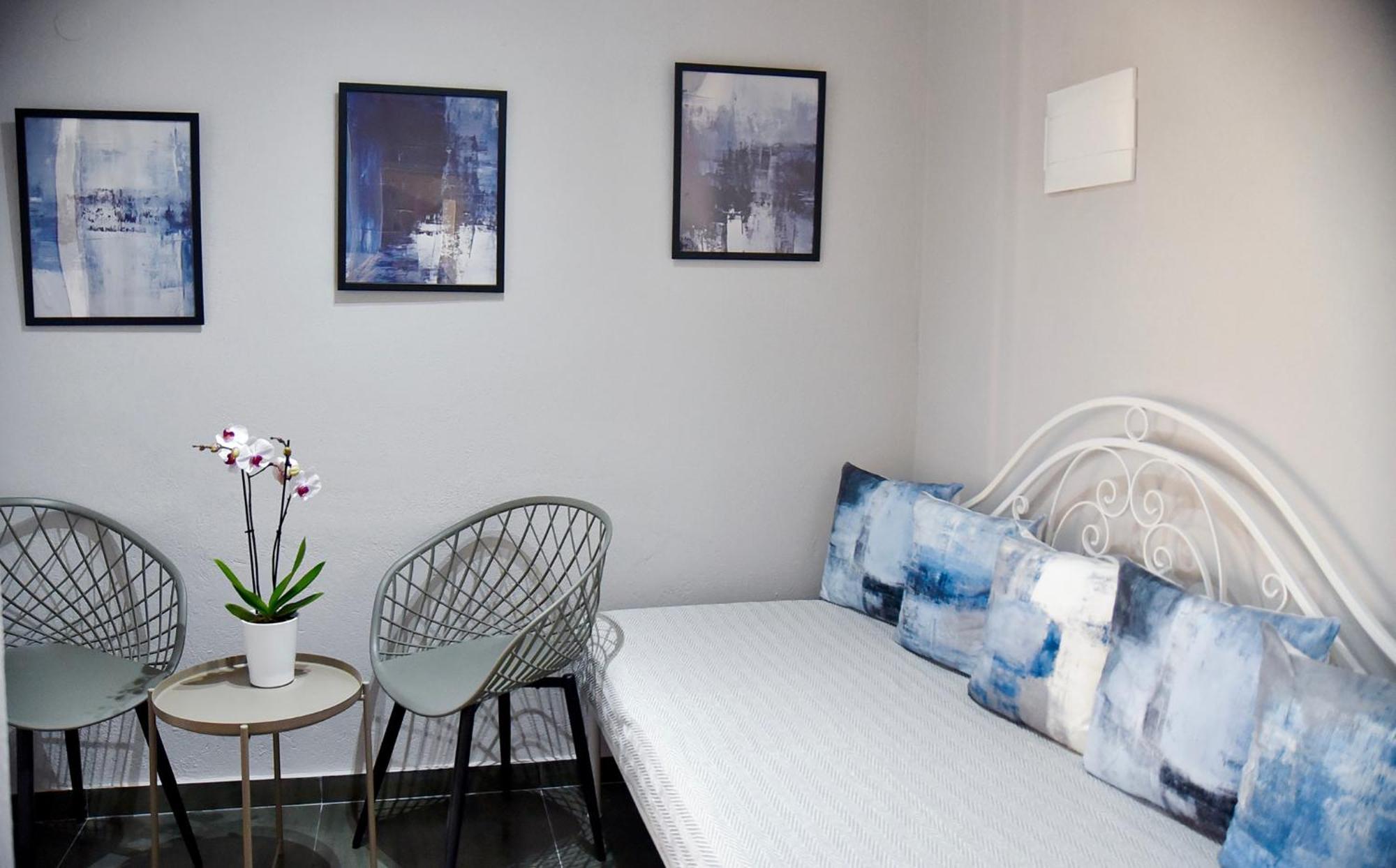 Room Nine 9 Beachfront Apartments Nea Kallikrateia ภายนอก รูปภาพ