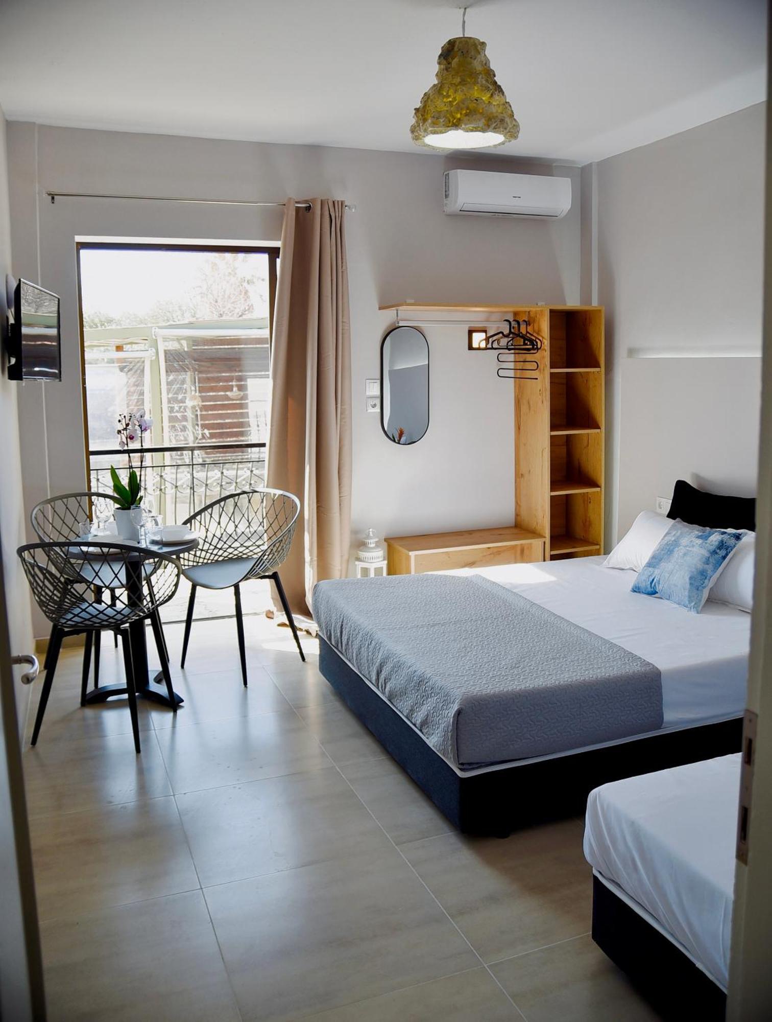 Room Nine 9 Beachfront Apartments Nea Kallikrateia ภายนอก รูปภาพ