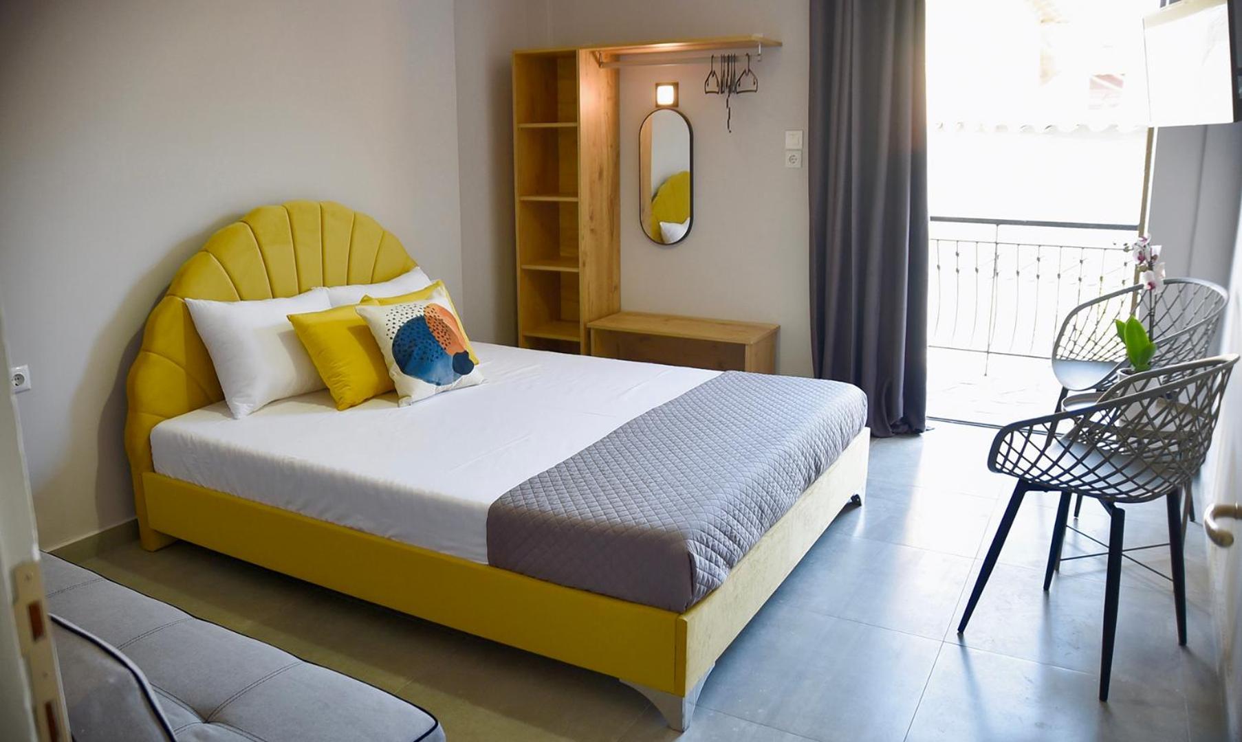 Room Nine 9 Beachfront Apartments Nea Kallikrateia ภายนอก รูปภาพ